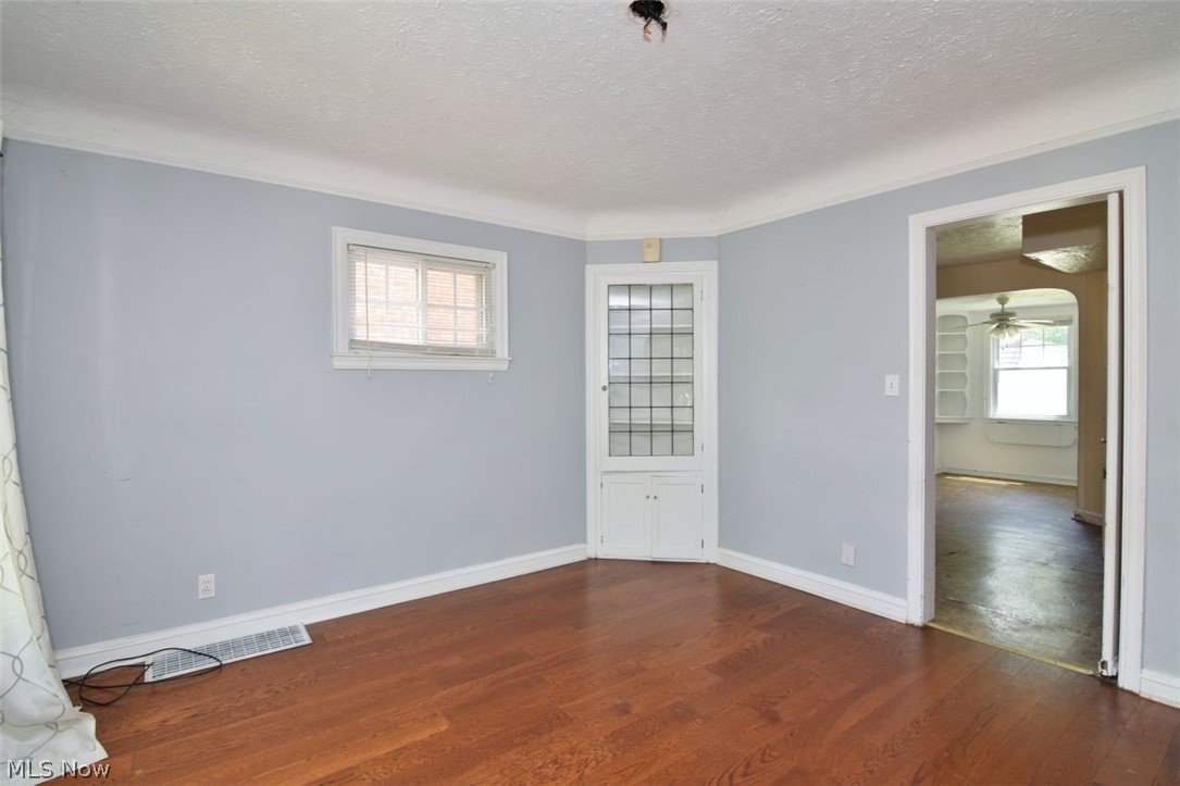 3654 Bainbridge Cleveland Heights OH 44118