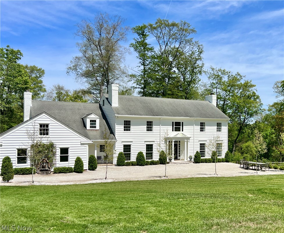 1249 W Hill Drive Gates Mills OH 44040