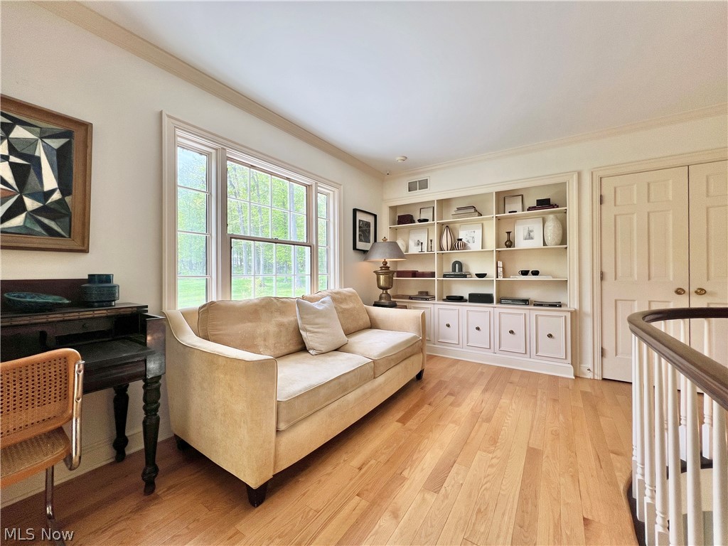 1249 W Hill Drive Gates Mills OH 44040