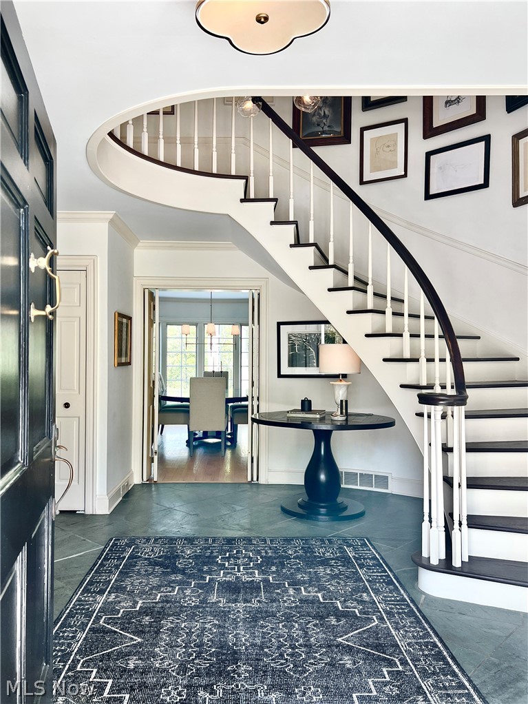 1249 W Hill Drive Gates Mills OH 44040