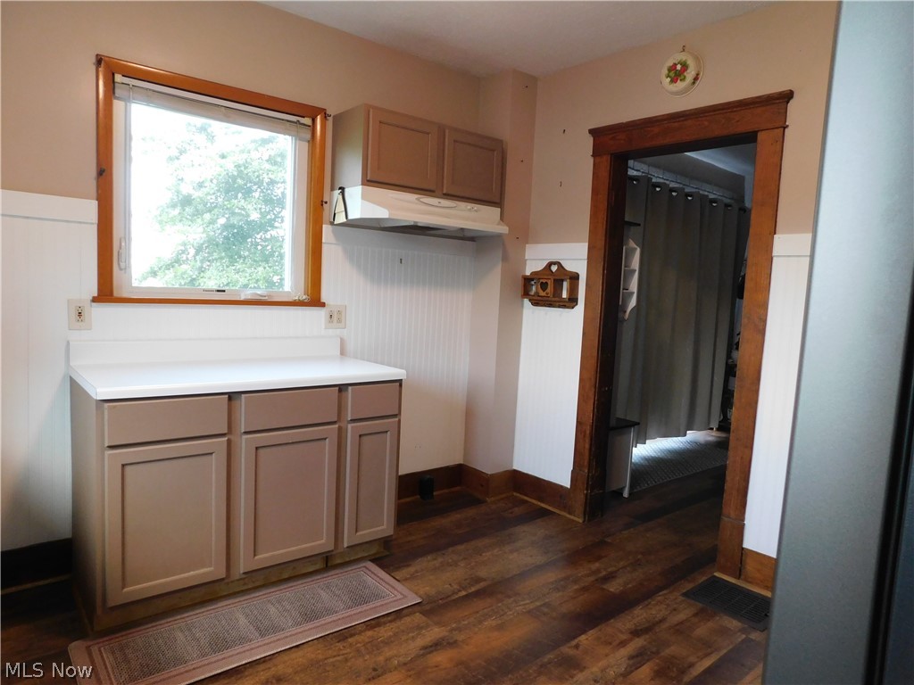60 S Lincoln Street West Salem OH 44287