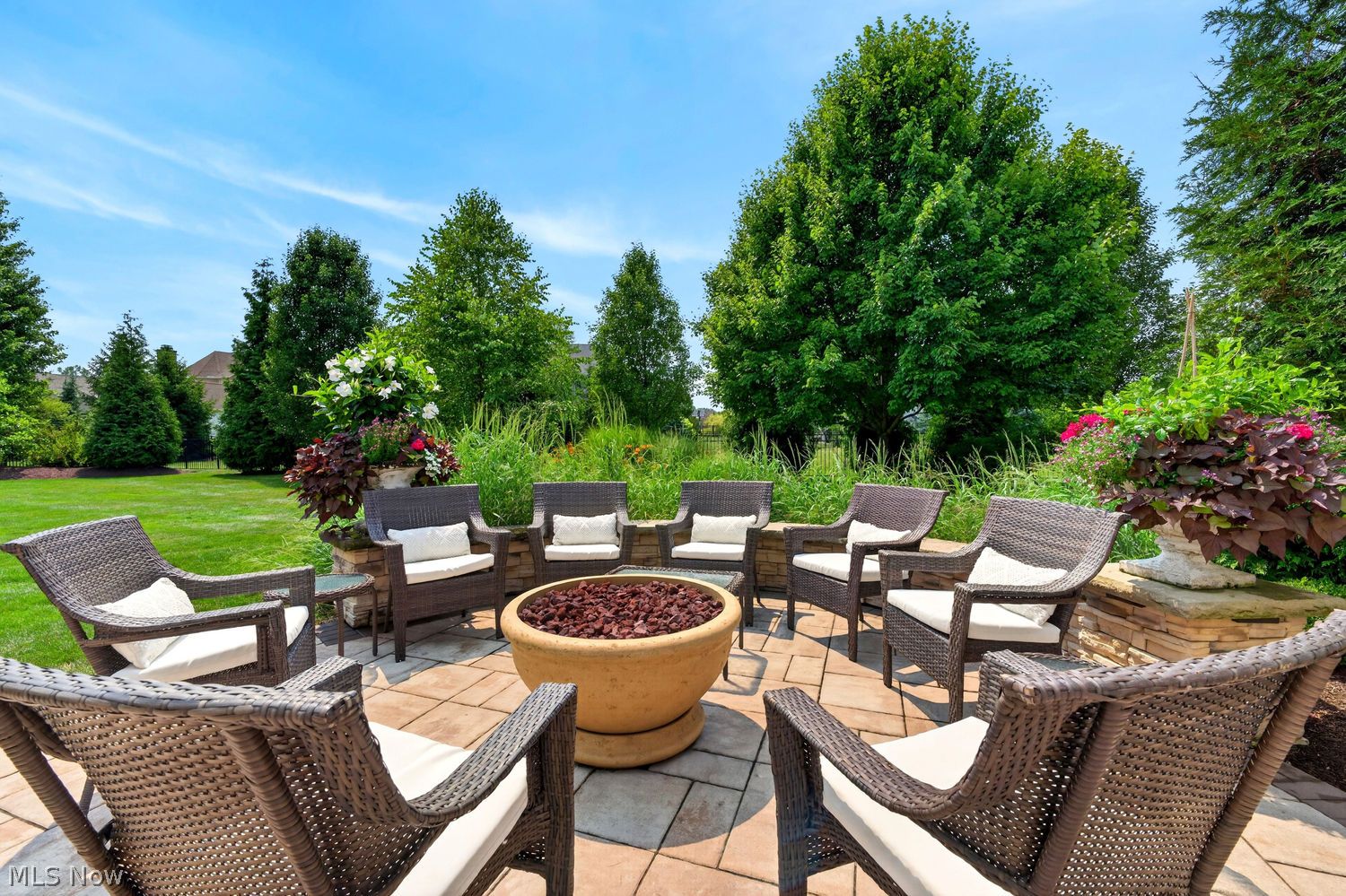 36417 Montrose Way Avon OH 44011