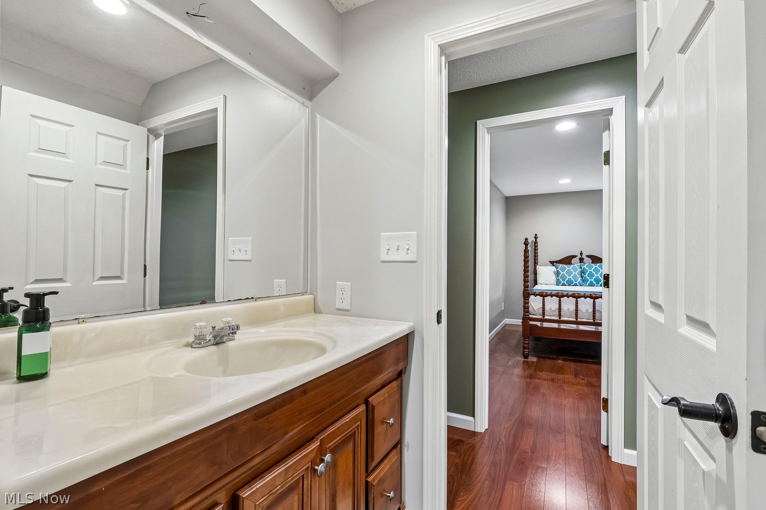 2092 Deer Crossing Streetsboro OH 44241