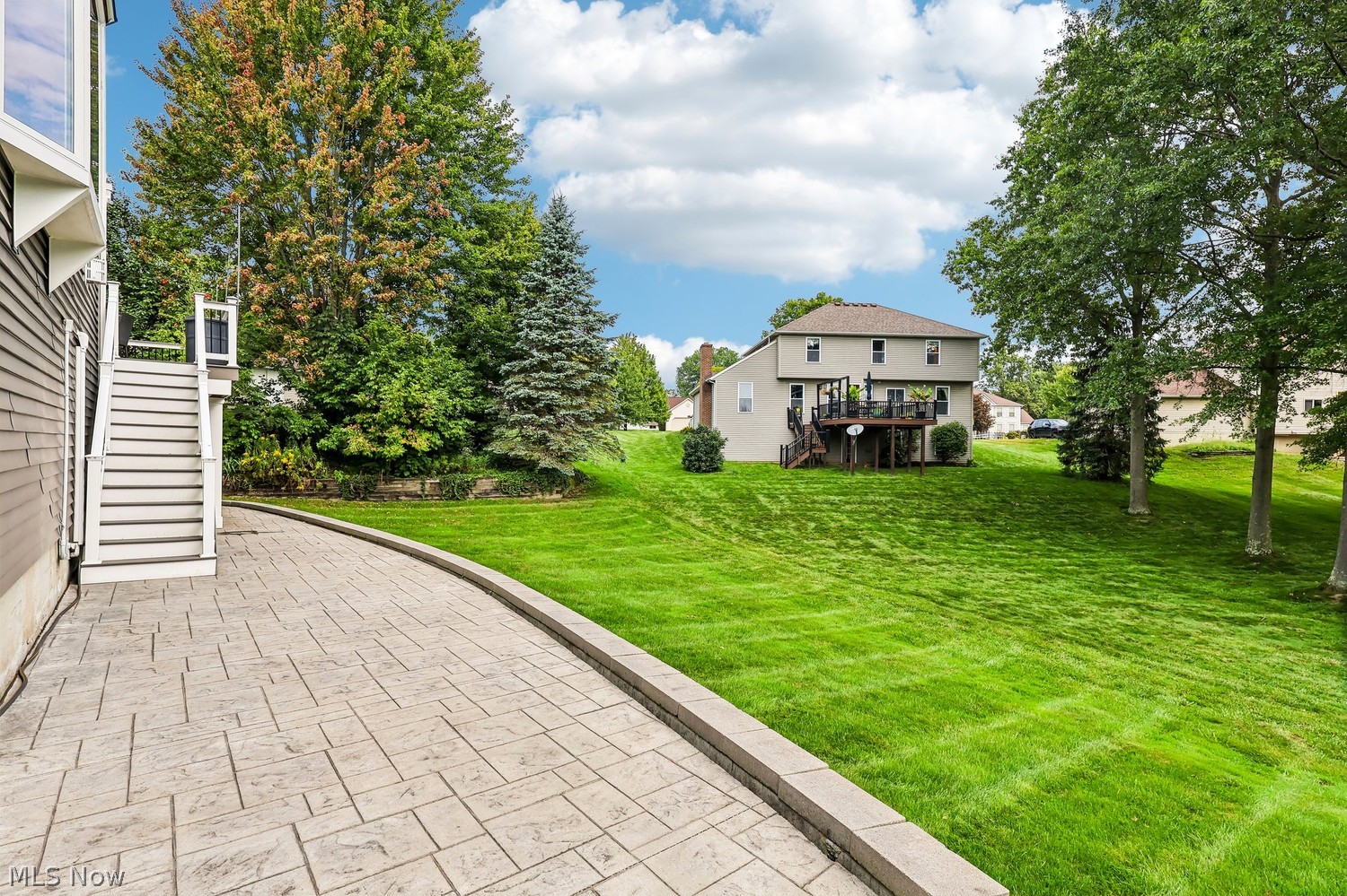 2092 Deer Crossing Streetsboro OH 44241