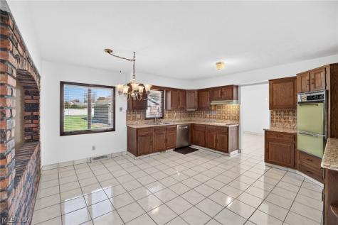 3350 Wallings Road North Royalton OH 44133