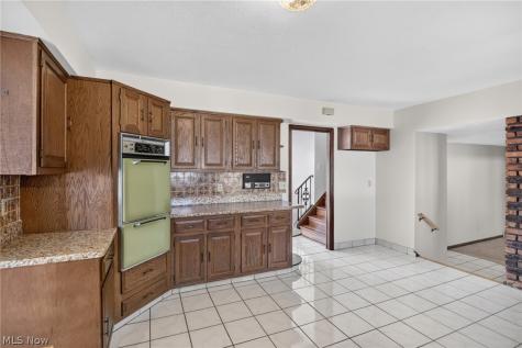 3350 Wallings Road North Royalton OH 44133