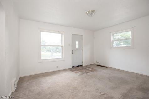 1219 Winton Avenue Akron OH 44320