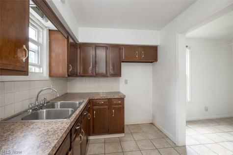 1219 Winton Avenue Akron OH 44320