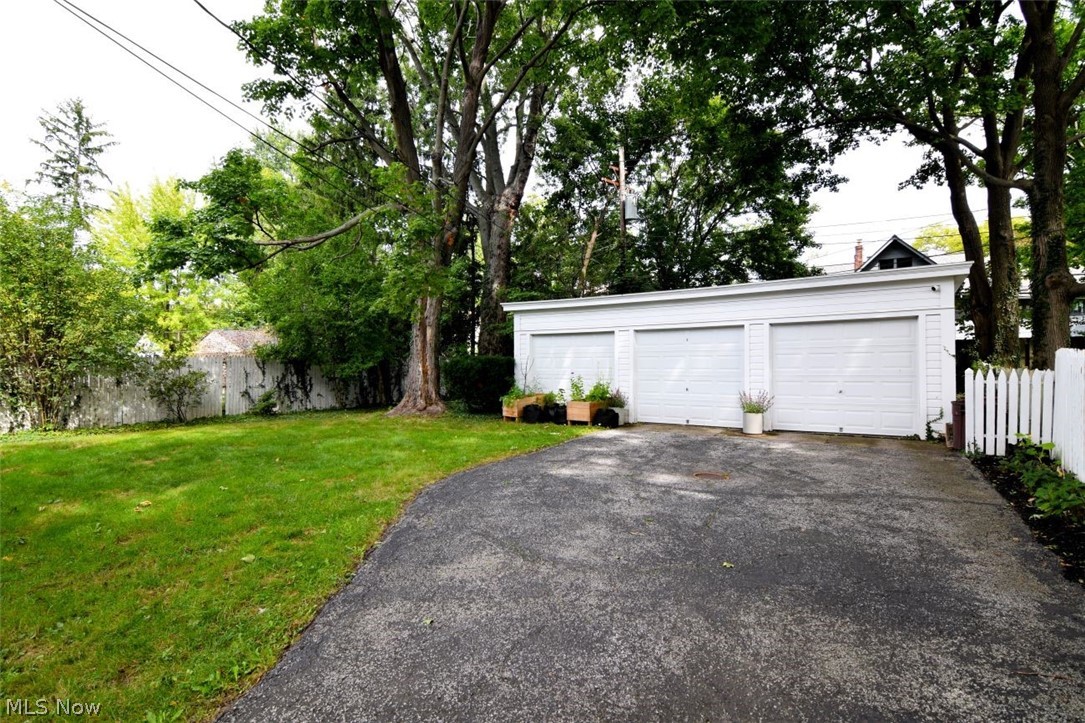 2919 Huntington Road Shaker Heights OH 44120