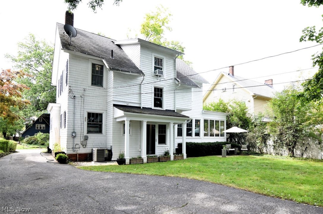 2919 Huntington Road Shaker Heights OH 44120