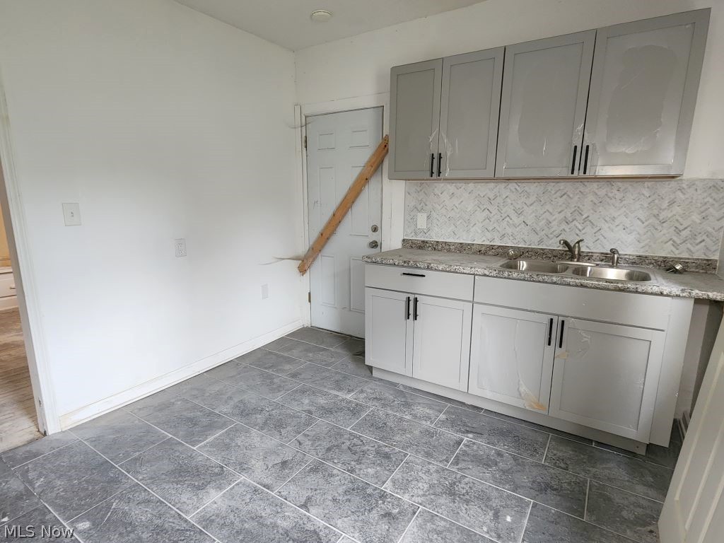 14505 Potomac Avenue East Cleveland OH 44112