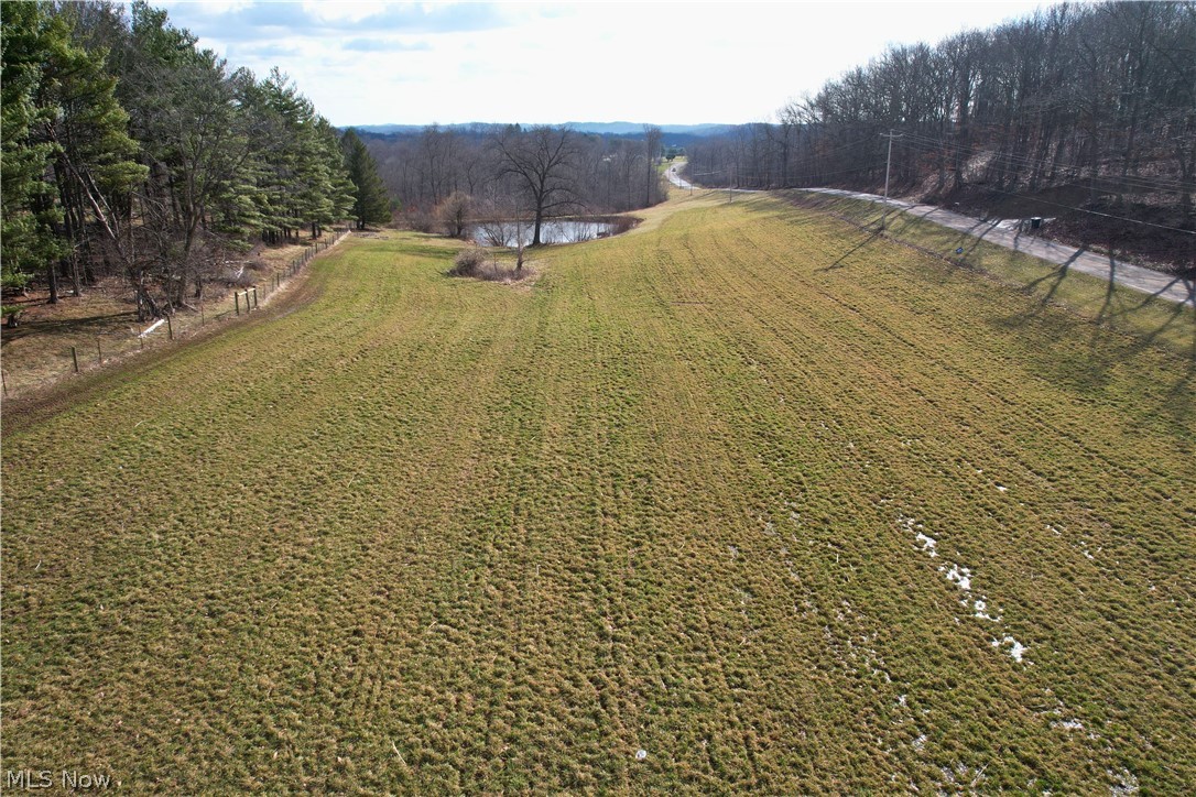5171 Avon Road NE Carrollton OH 44615