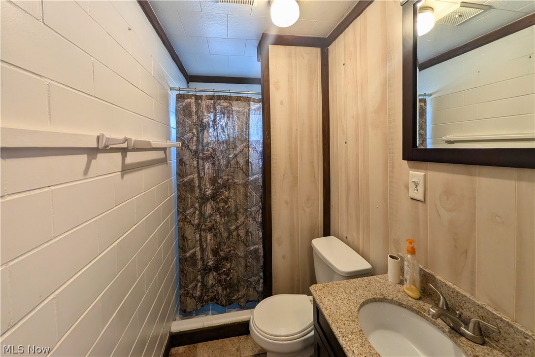 5171 Avon Road NE Carrollton OH 44615