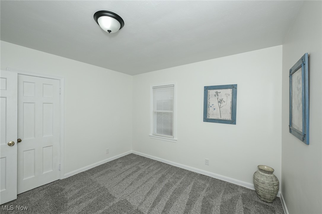 2527 Edgebrook Avenue Akron OH 44312