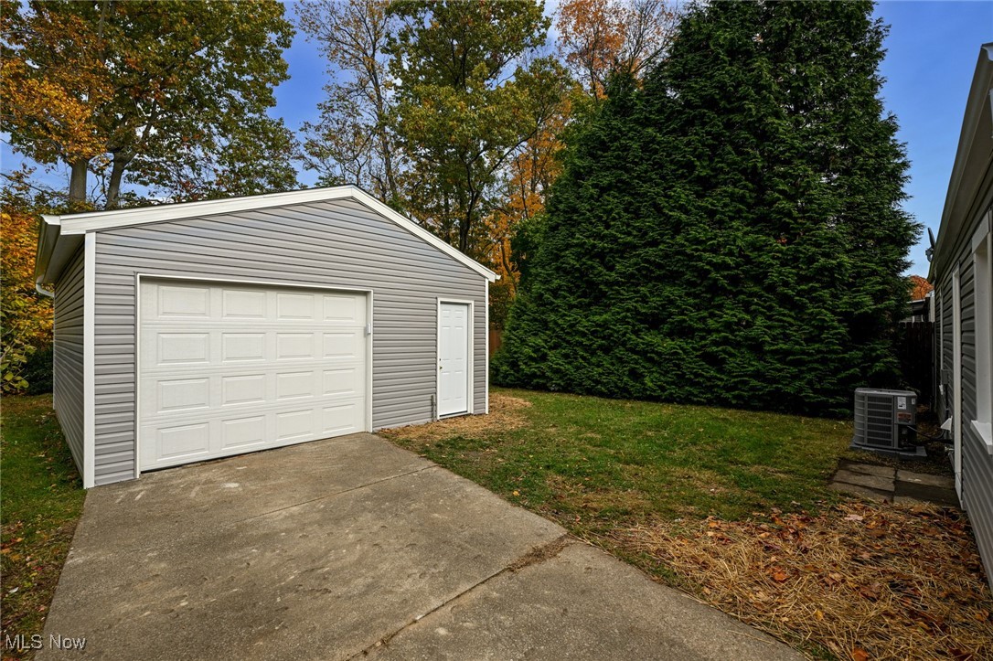 2527 Edgebrook Avenue Akron OH 44312