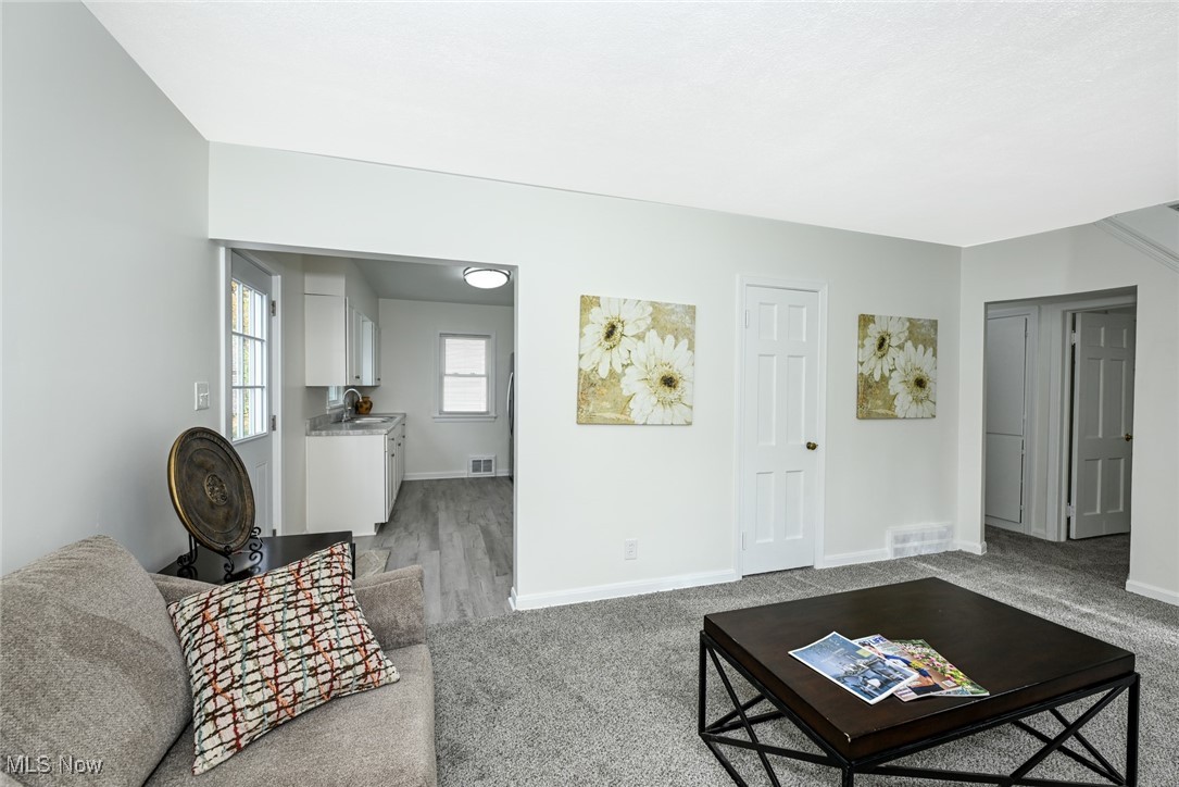 2527 Edgebrook Avenue Akron OH 44312