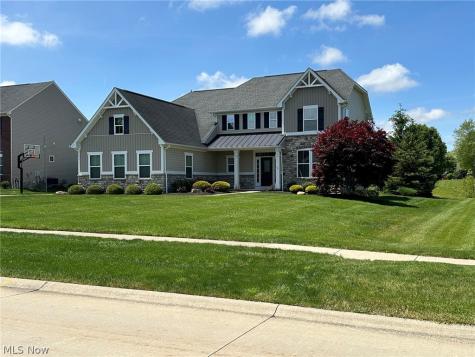 2556 Palmer Lane Avon OH 44011