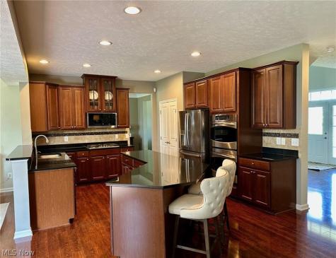 2556 Palmer Lane Avon OH 44011