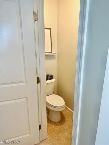 2556 Palmer Lane Avon OH 44011