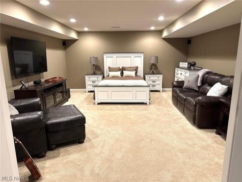 2556 Palmer Lane Avon OH 44011