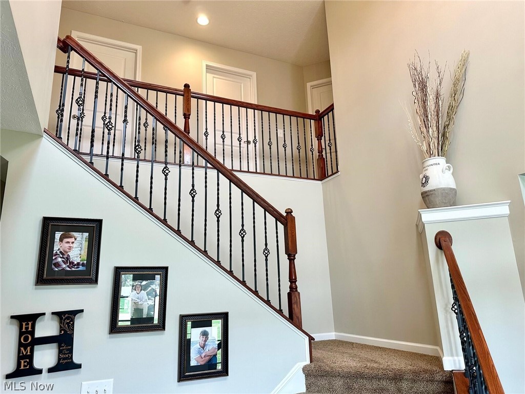 2556 Palmer Lane Avon OH 44011