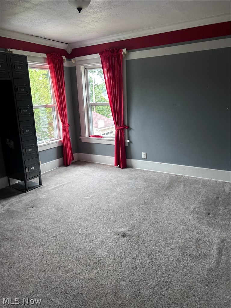 170 Woodbine Avenue SE Warren OH 44483