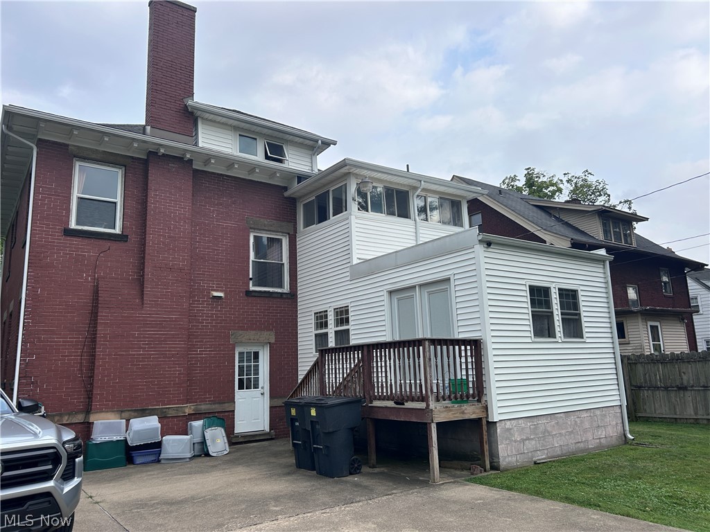 170 Woodbine Avenue SE Warren OH 44483