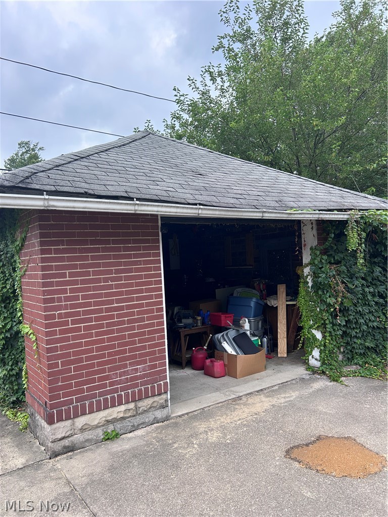 170 Woodbine Avenue SE Warren OH 44483