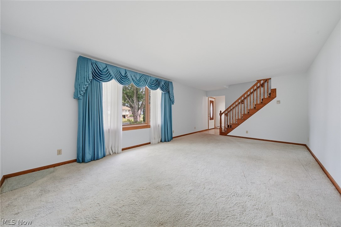 1430 Whitehall Drive Mogadore OH 44260