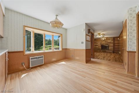 1430 Whitehall Drive Mogadore OH 44260