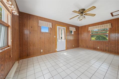 1430 Whitehall Drive Mogadore OH 44260