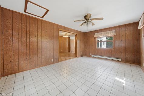 1430 Whitehall Drive Mogadore OH 44260
