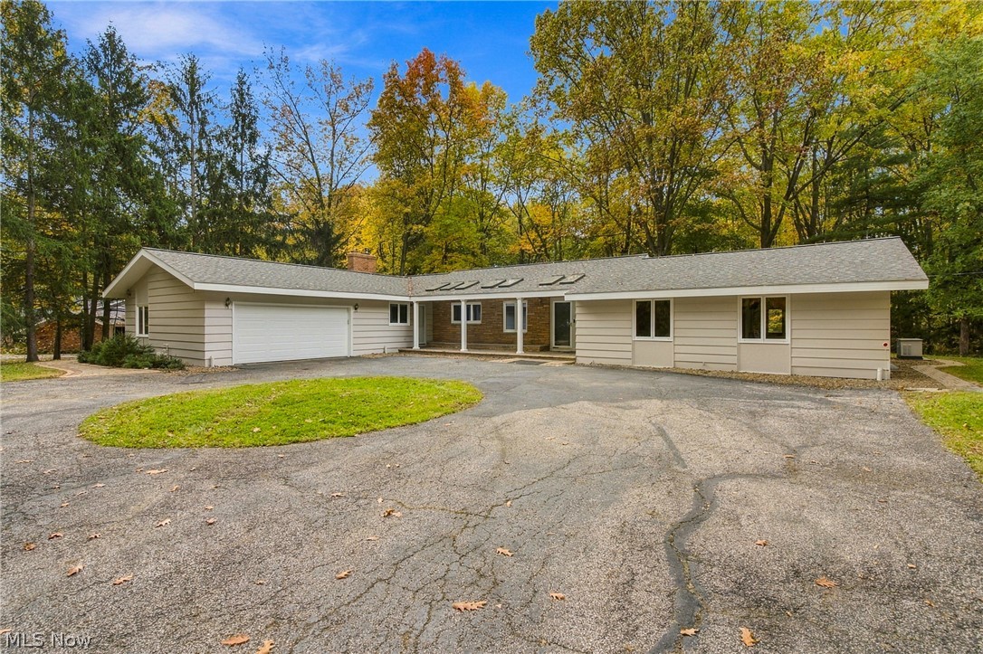 28400 S Woodland Road Pepper Pike OH 44124
