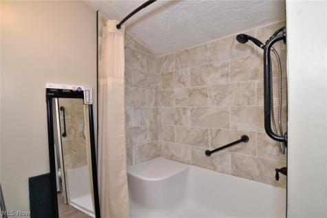 5403 Spencer Avenue Cleveland OH 44103