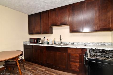 5403 Spencer Avenue Cleveland OH 44103