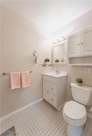 5018 Hartley Drive Lyndhurst OH 44124