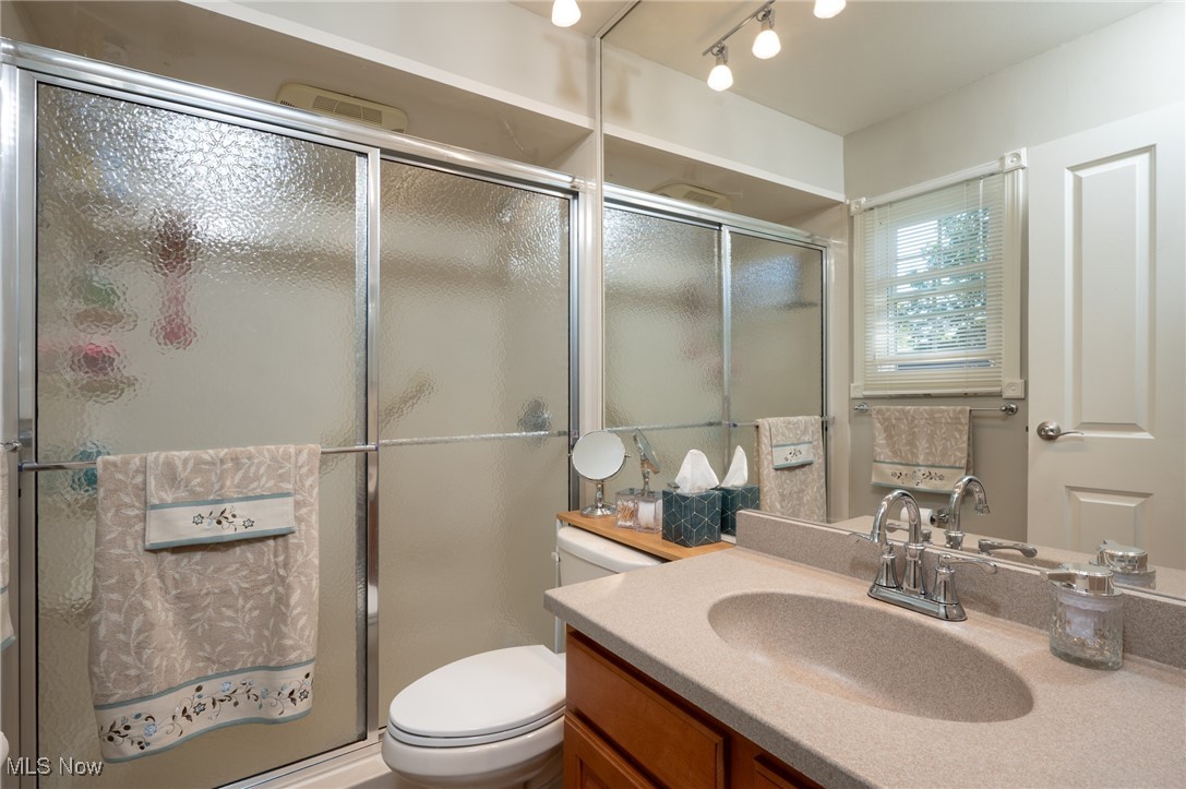 580 Crossbrook Drive Berea OH 44017