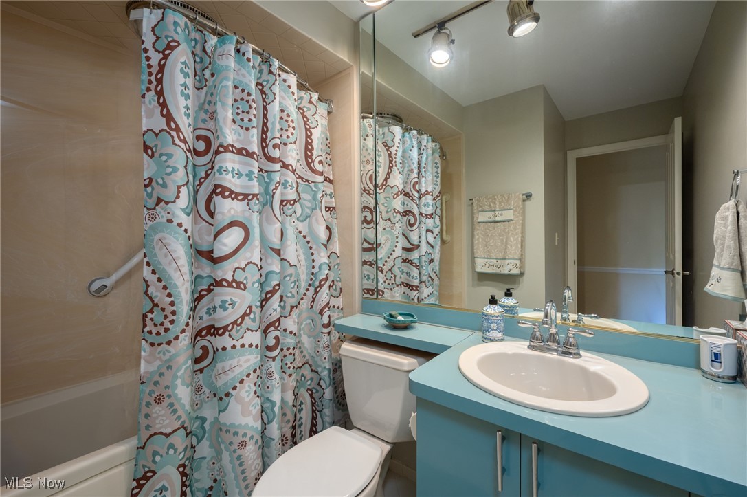 580 Crossbrook Drive Berea OH 44017