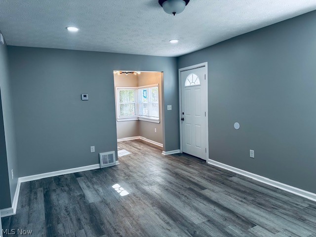15707 Cloverside Avenue Cleveland OH 44128