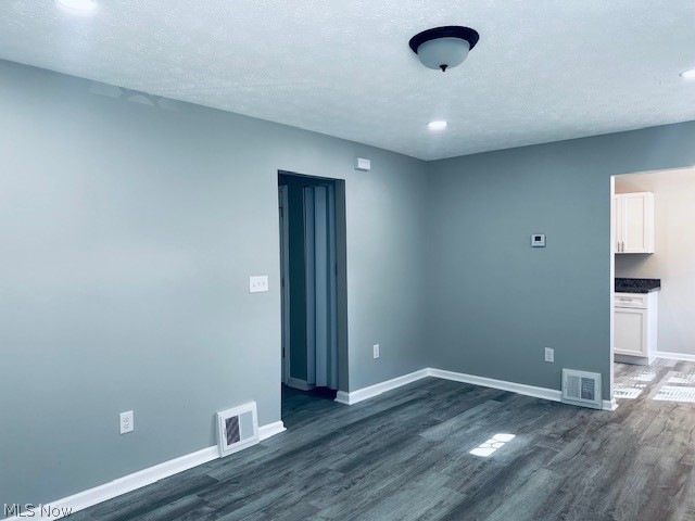 15707 Cloverside Avenue Cleveland OH 44128