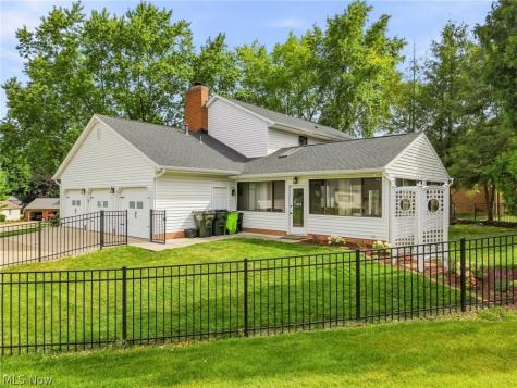 3465 Cornwall Drive NW Canton OH 44708