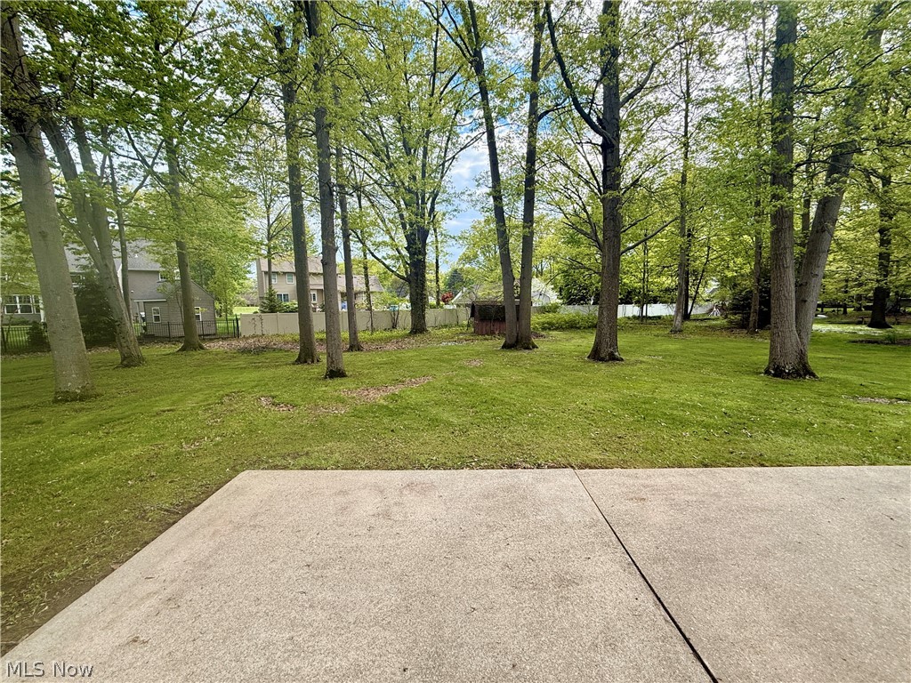32169 Hickory Lane Avon Lake OH 44012