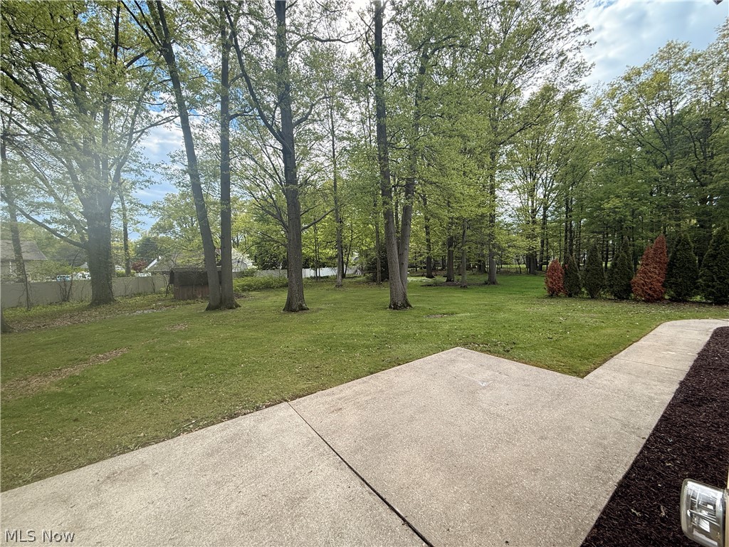 32169 Hickory Lane Avon Lake OH 44012