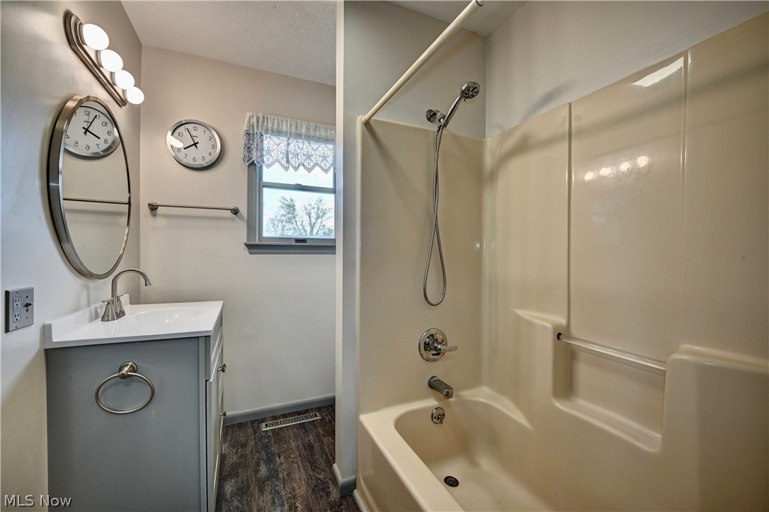 445 N George Street West Lafayette OH 43845