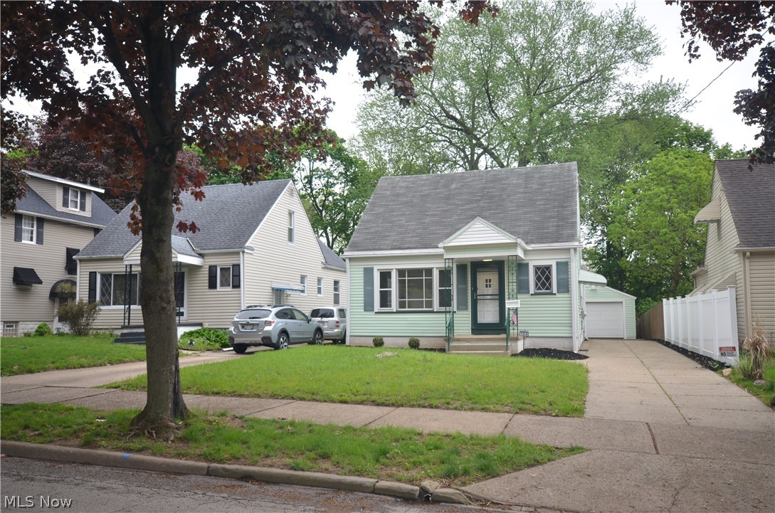 154 E Brookside Avenue Akron OH 44301