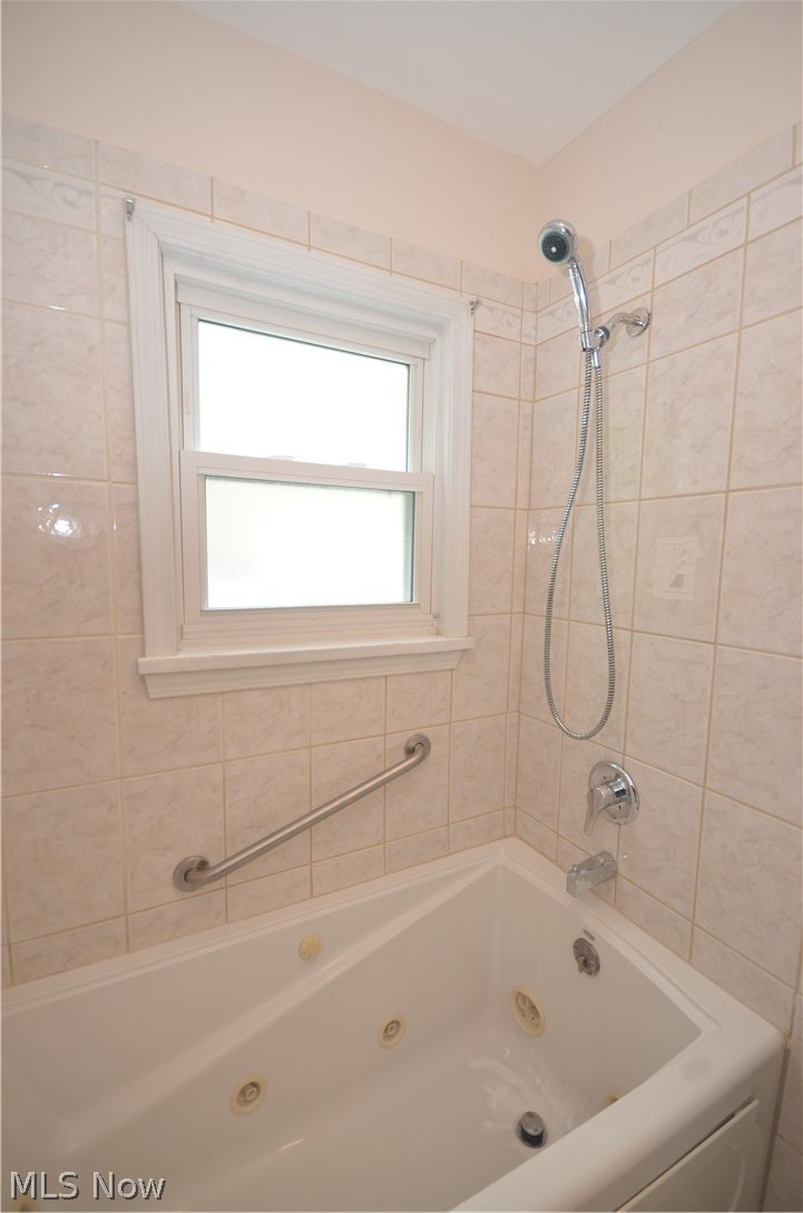 154 E Brookside Avenue Akron OH 44301