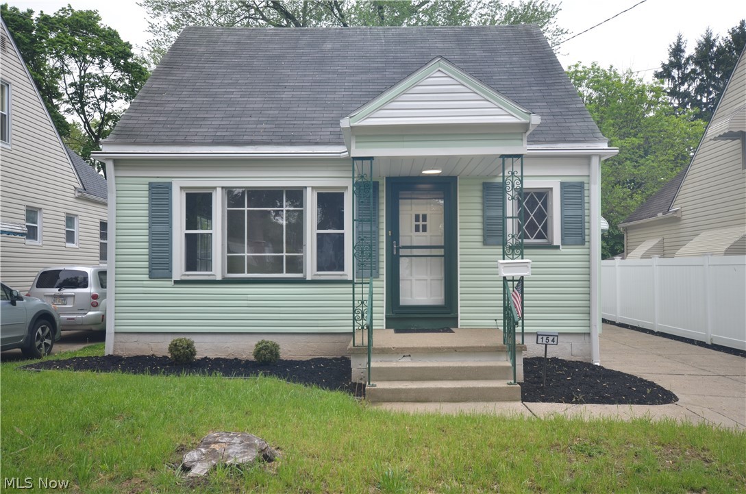 154 E Brookside Avenue Akron OH 44301