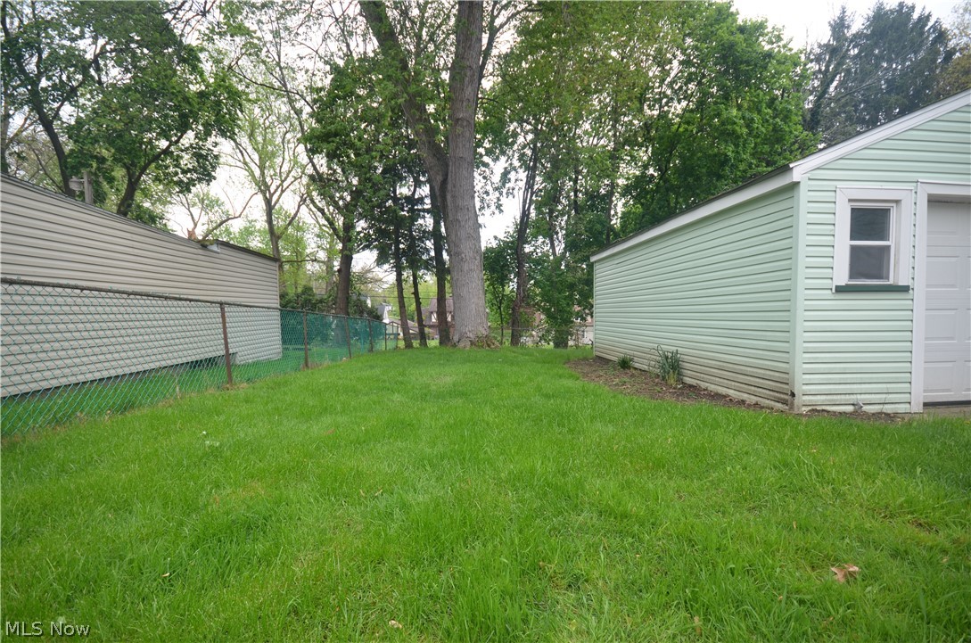 154 E Brookside Avenue Akron OH 44301