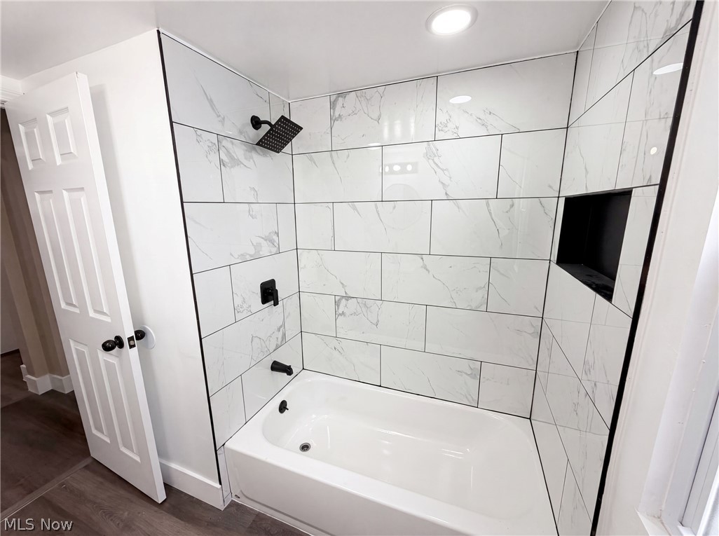 2821 E 127th Street Cleveland OH 44120