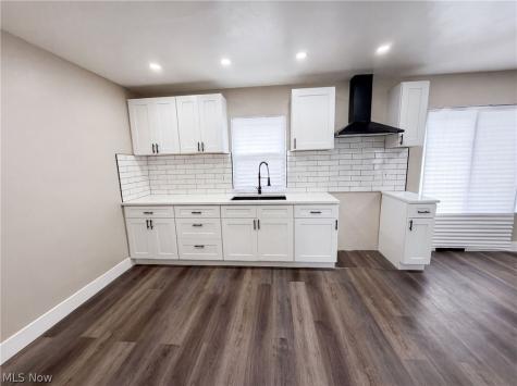 2821 E 127th Street Cleveland OH 44120